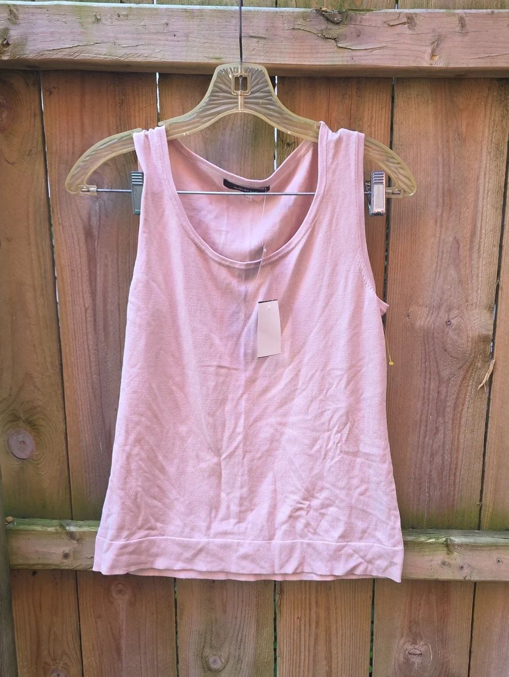 Women’s Pink Sleeveless Tank Top